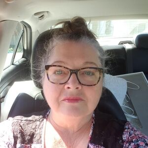 Meet your Posher, Rita